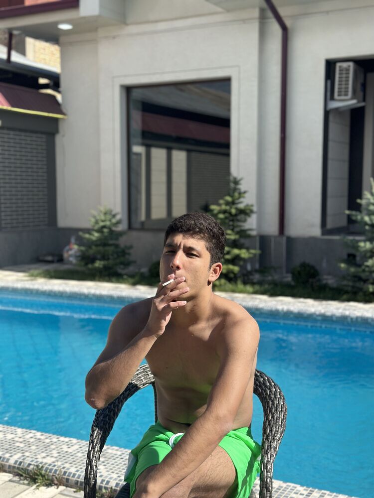  35784798  , 21 ,    