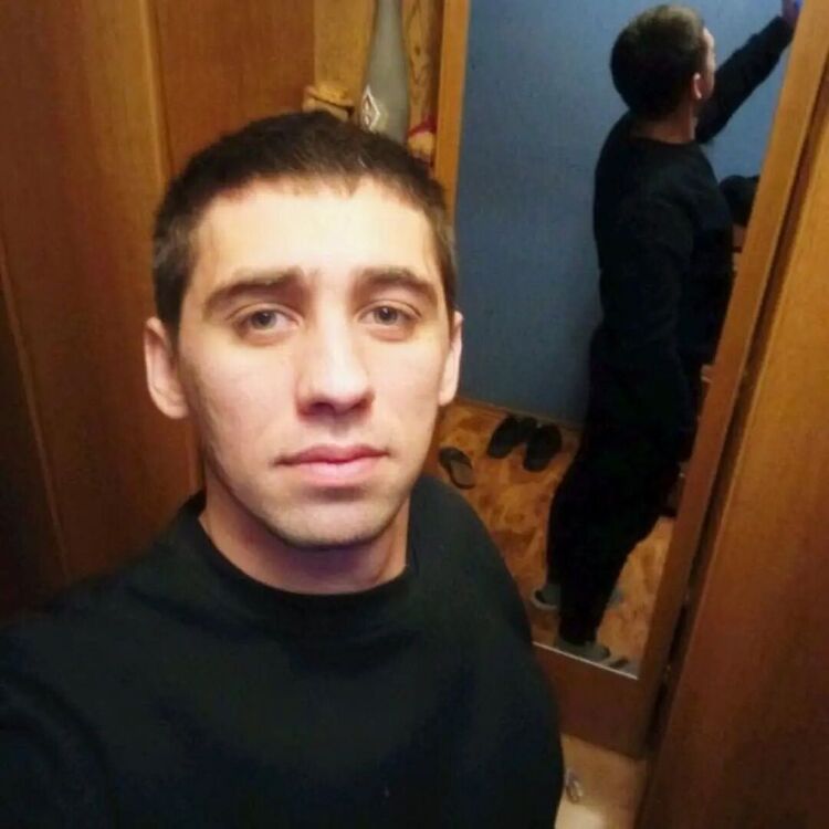  48600948  Nikita, 33 ,    