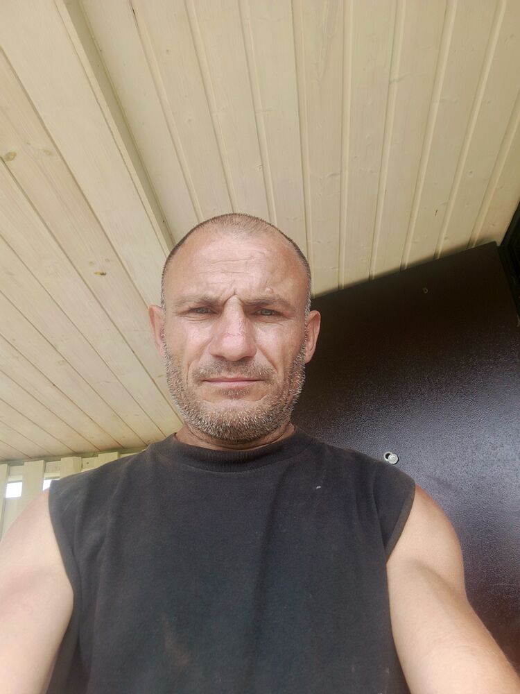  45708098  Victor, 41 ,    