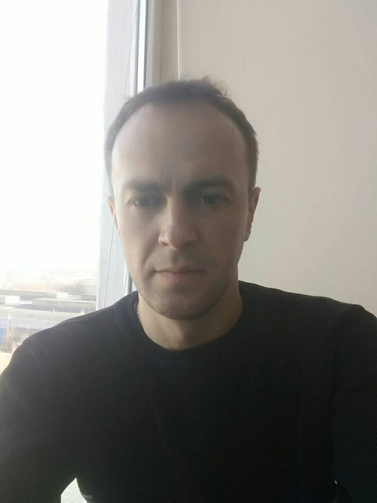  53929248  Lion, 44 ,    