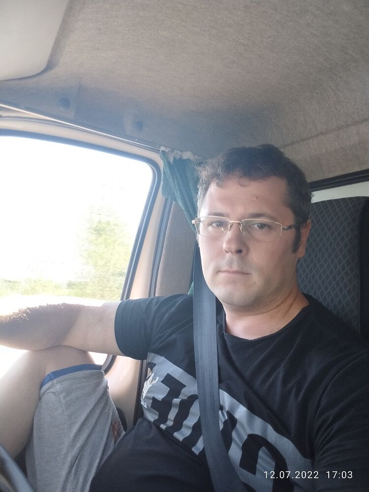  27924298  , 38 ,    