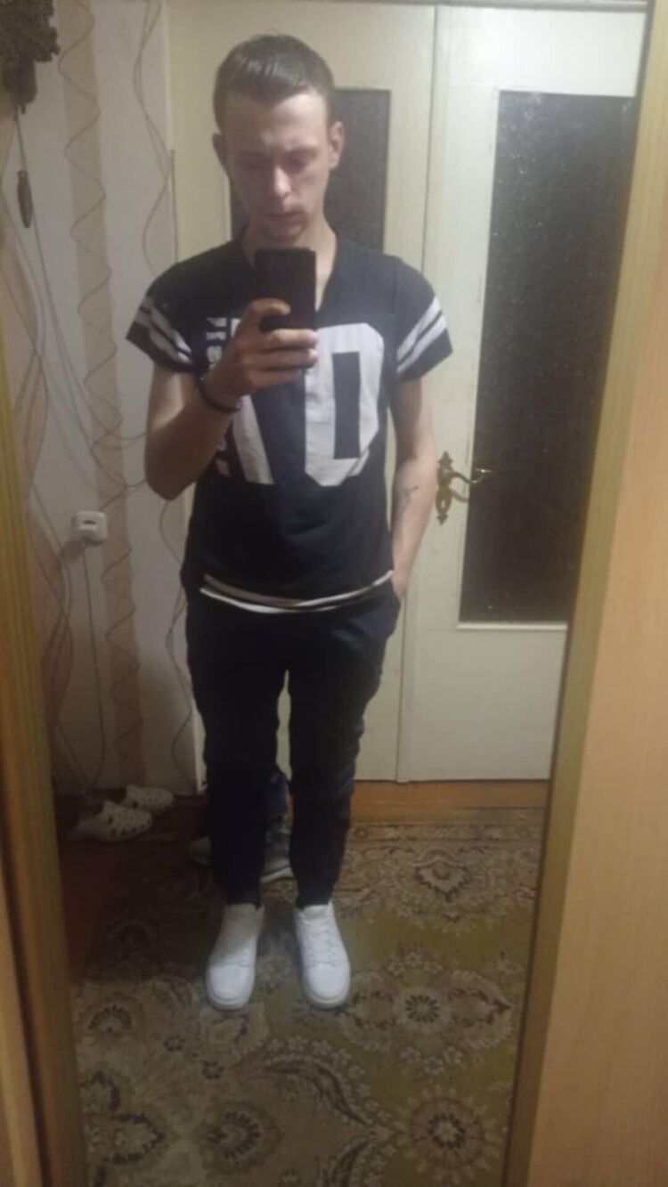  44016828  , 25 ,     
