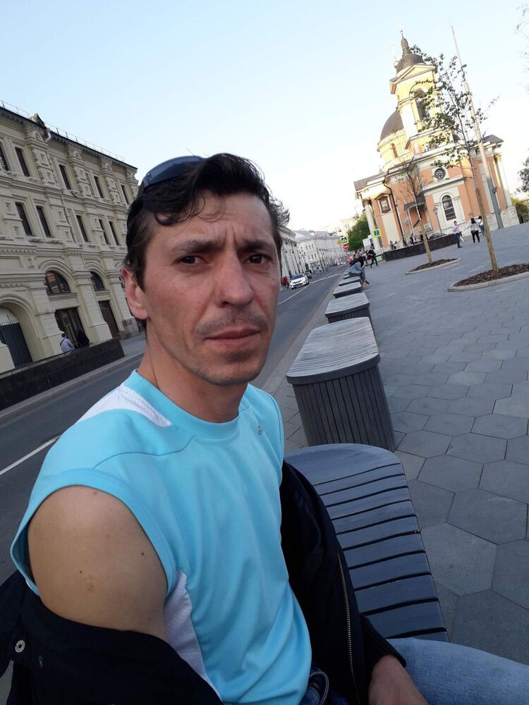  --,   Aleks, 48 ,   ,   