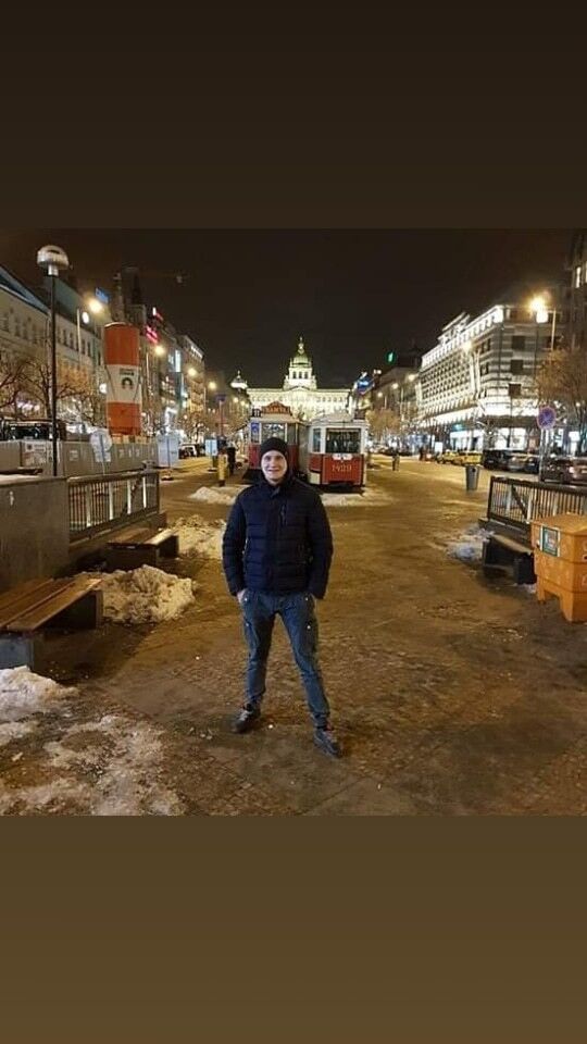  17260598  , 30 ,    Praha