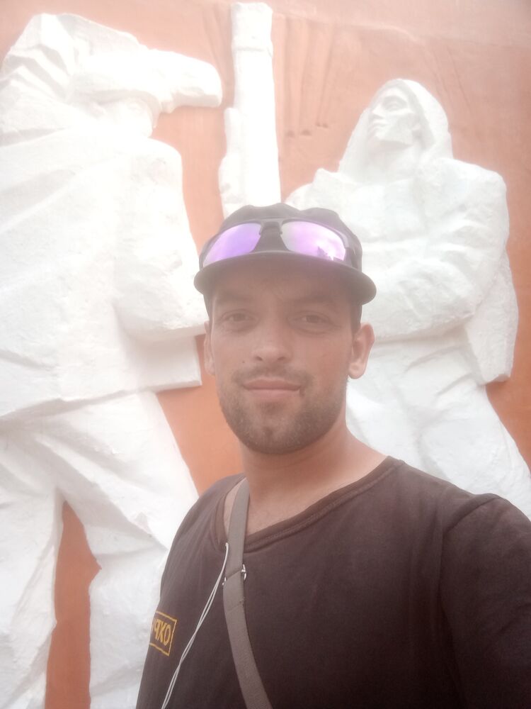  45029488  , 30 ,    