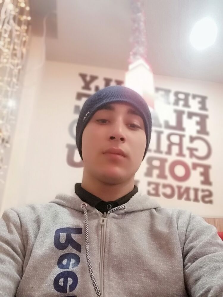  18605778  , 26 ,    