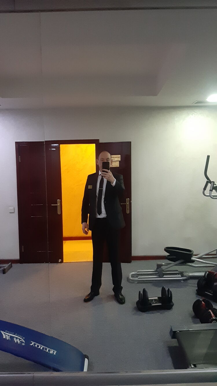  39526888  , 54 ,    