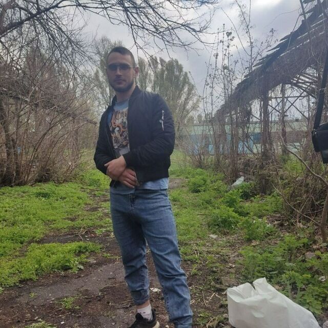  46865858  , 28 ,    