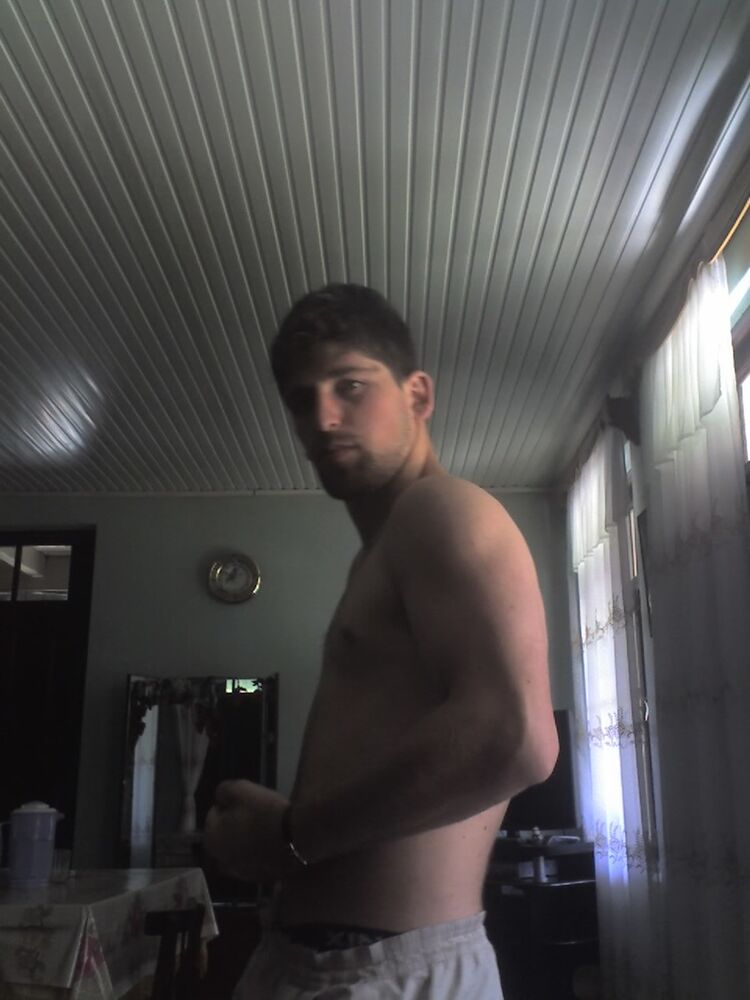  5799008  Rezo, 33 ,    