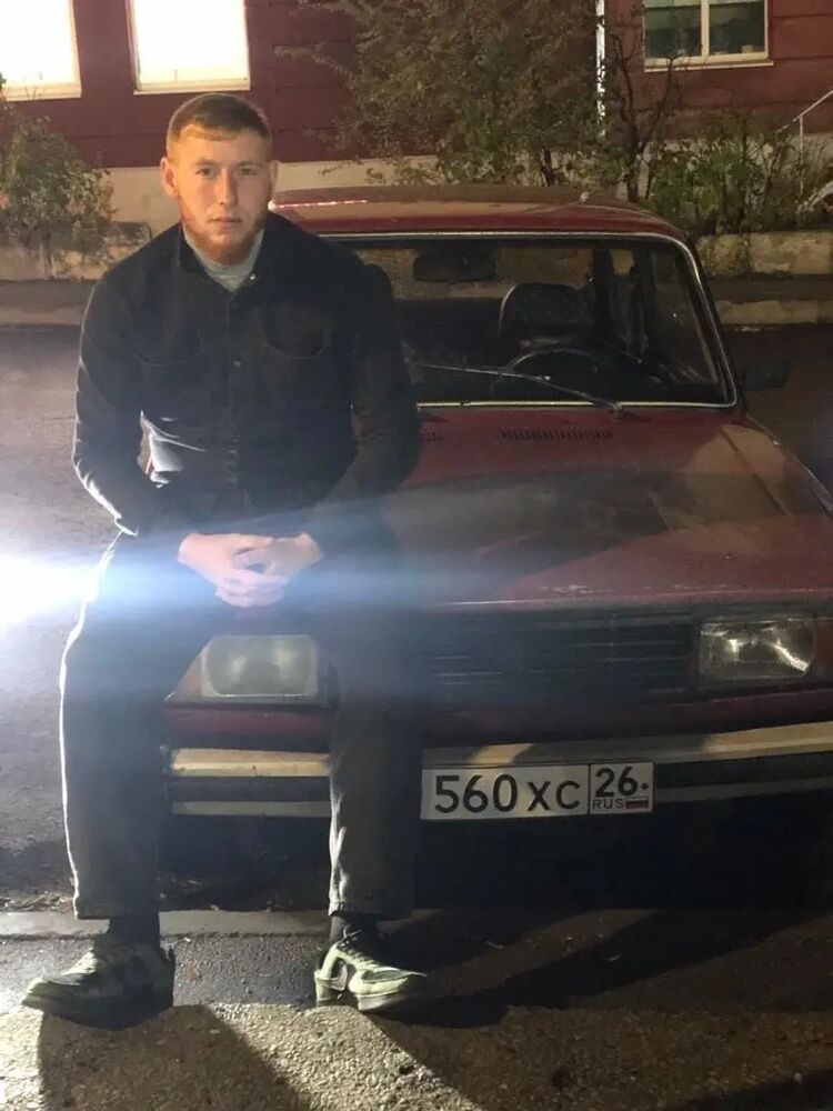  41717108  , 24 ,    