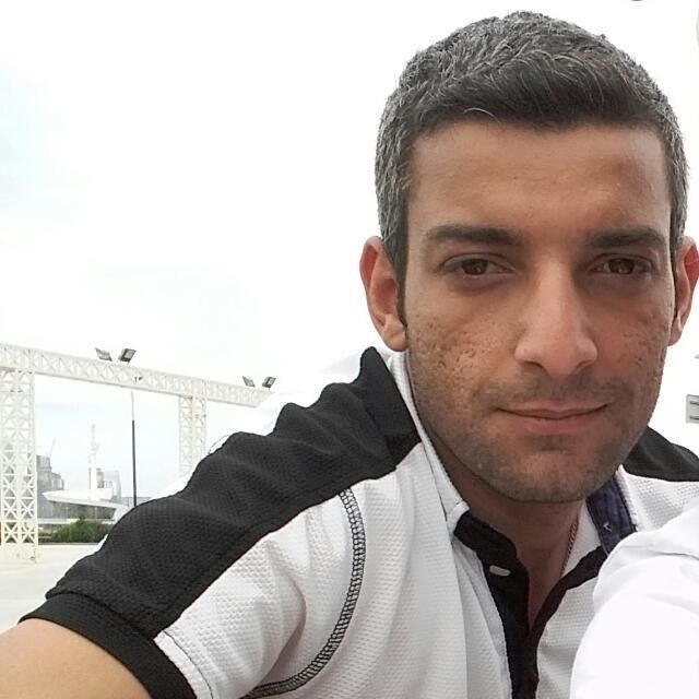  10910838  Vuqar, 37 ,    