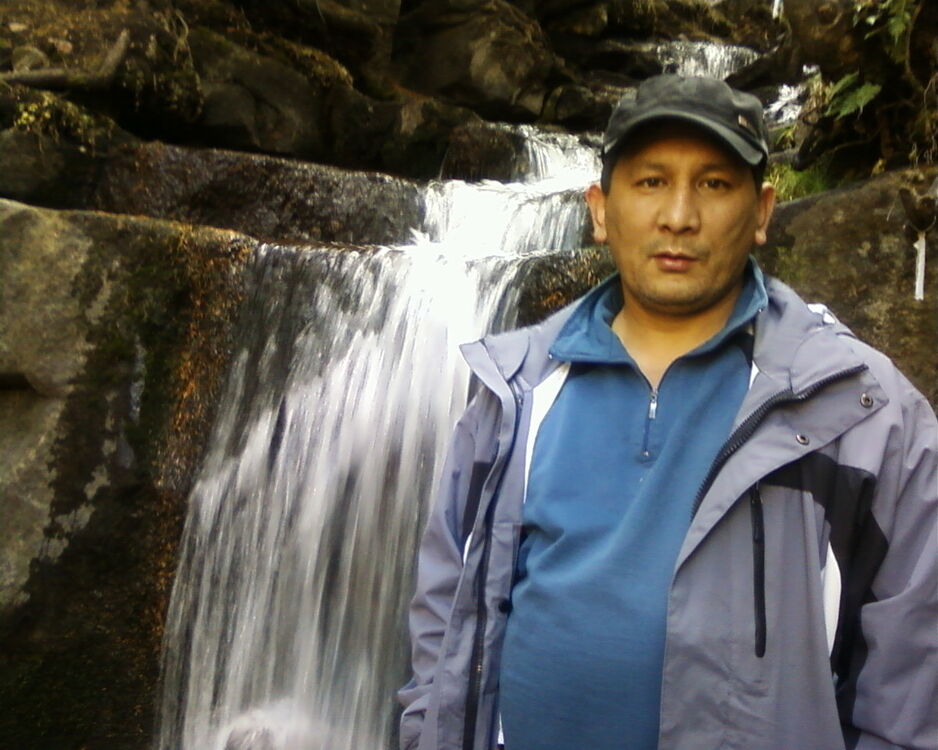  ,   Ruslan, 51 ,  