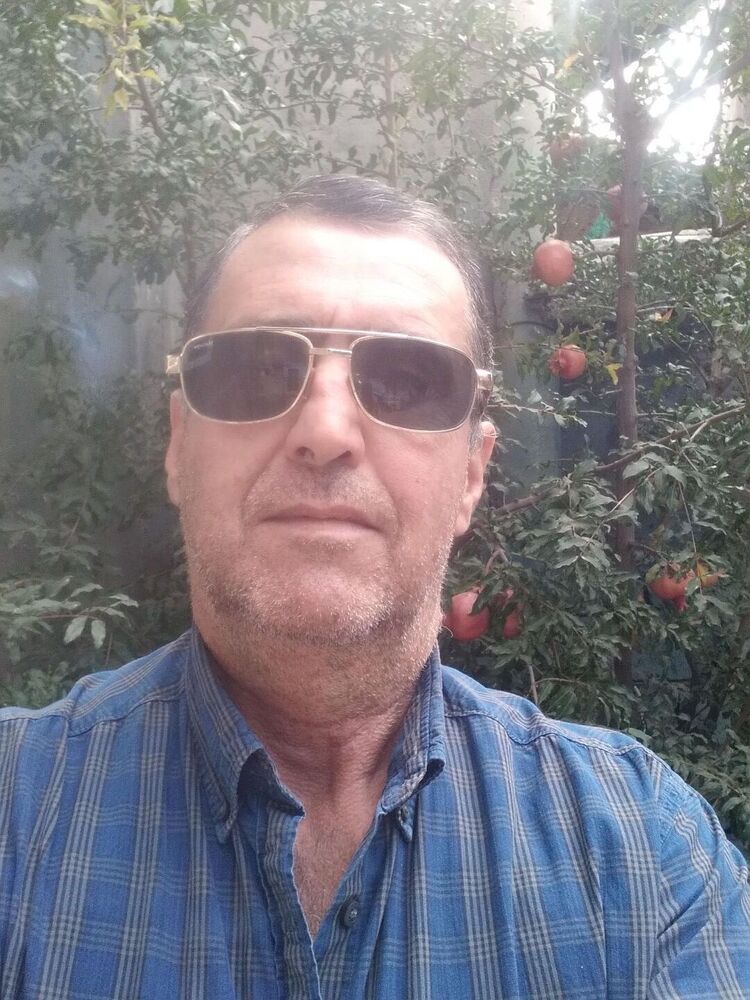  54058608  Sahak, 55 ,    