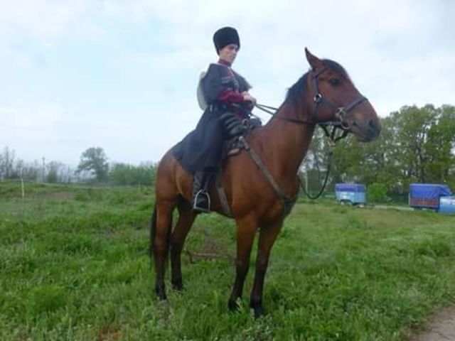  19823878  Islam, 33 ,    