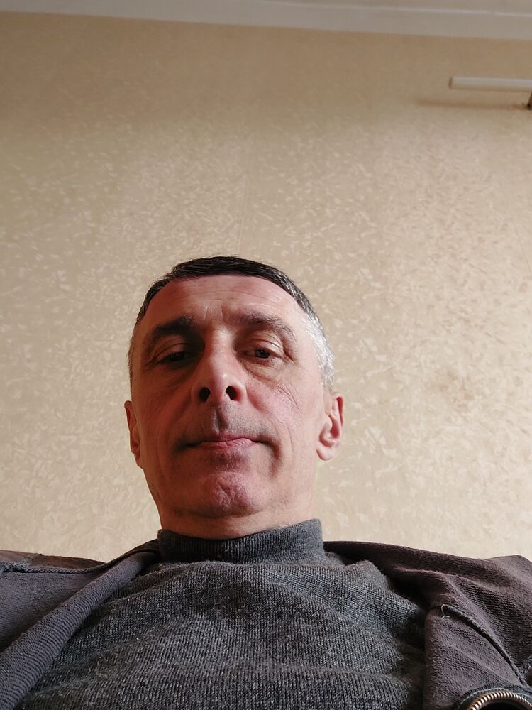  25137098  Mixeil, 51 ,    
