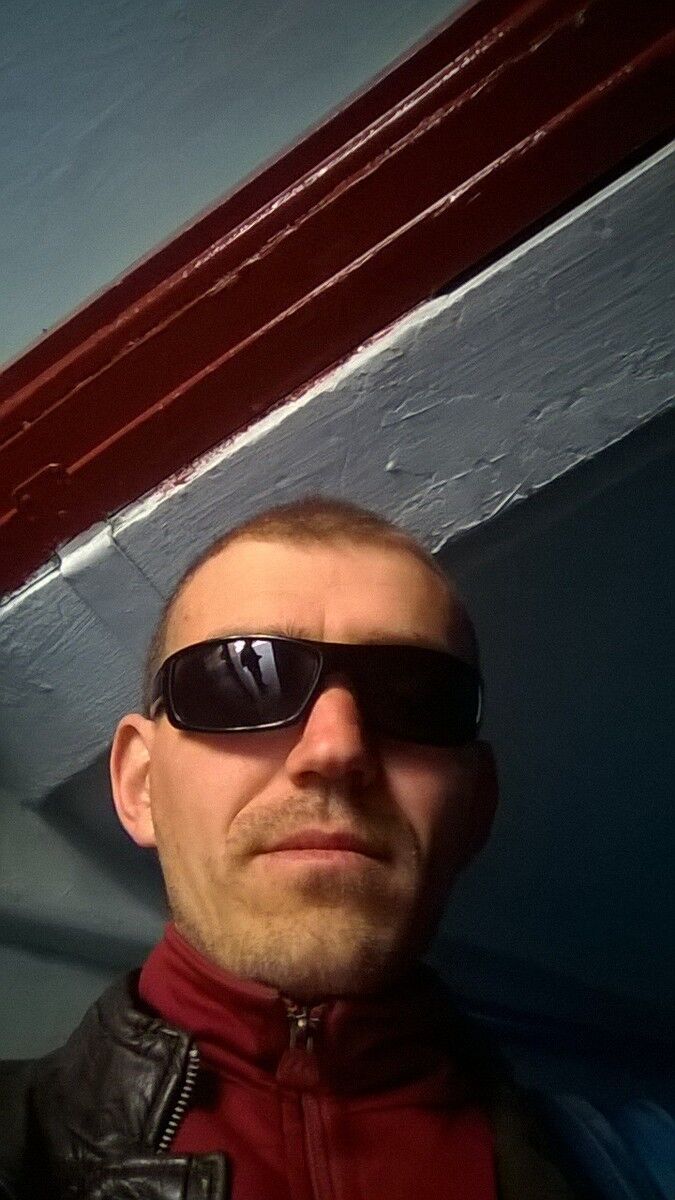  ,   Sasha, 36 ,   