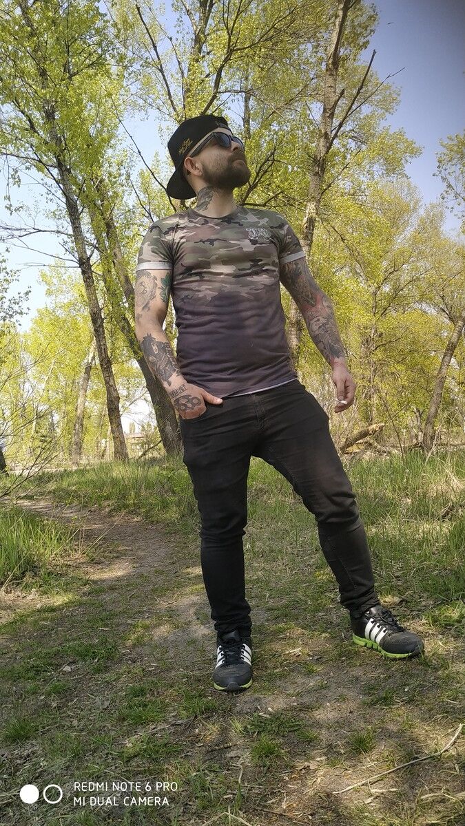  18288478  Artem, 33 ,    