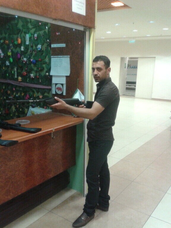  21023988  Kamol, 34 ,    
