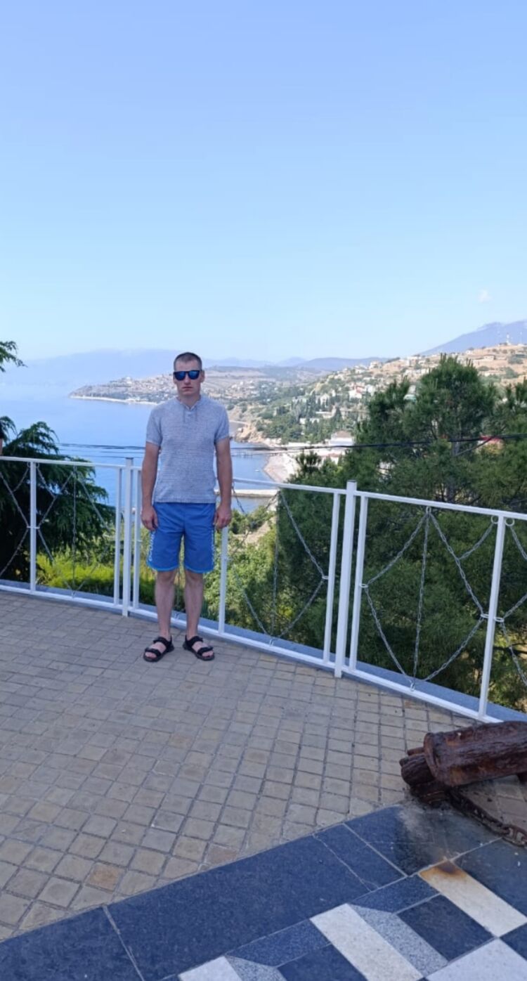  52465478  Rostislav, 30 ,    
