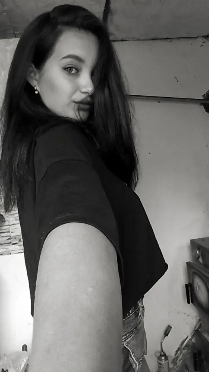  ,   Maren, 21 ,   ,   