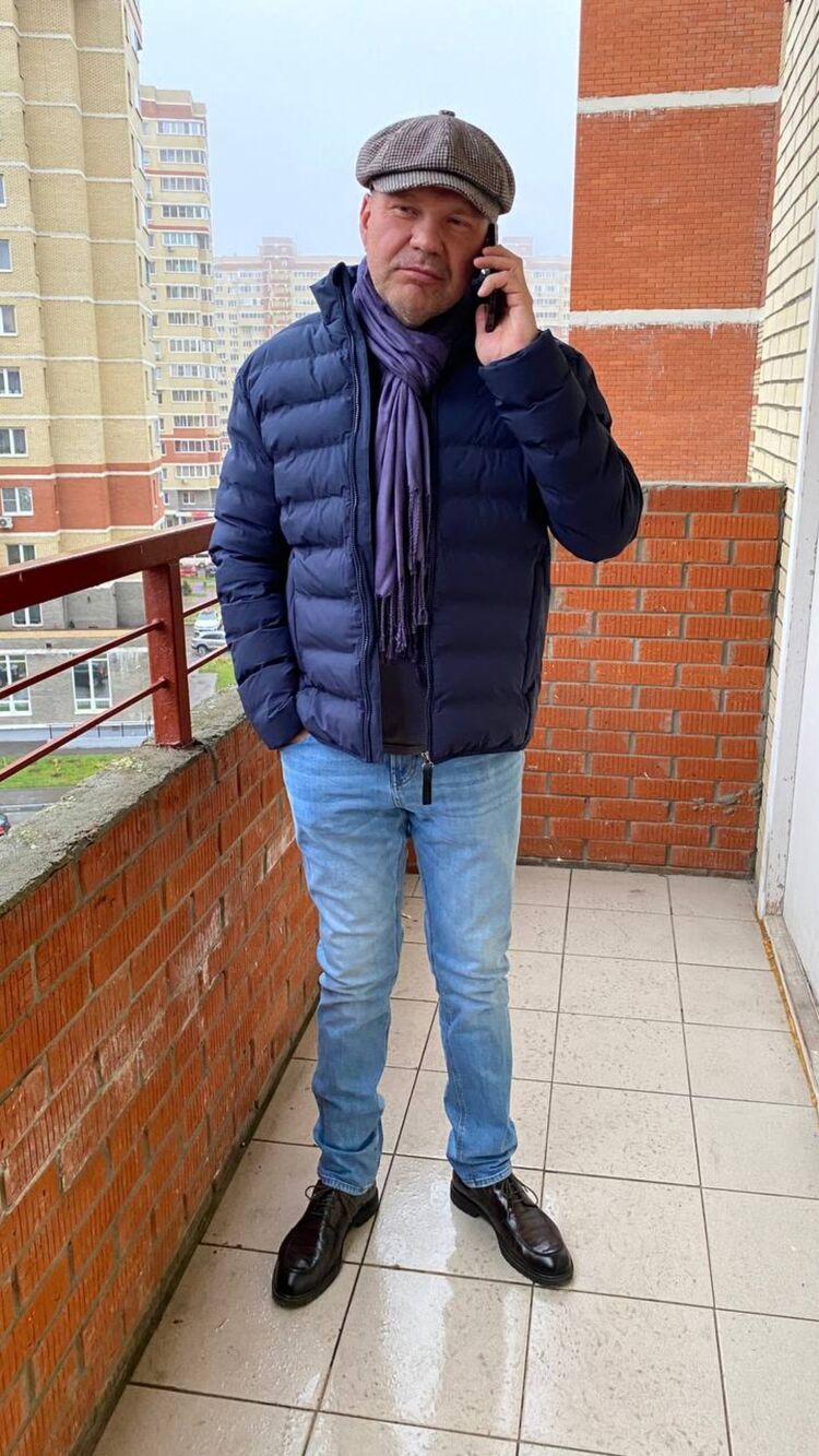  41003668  , 53 ,    