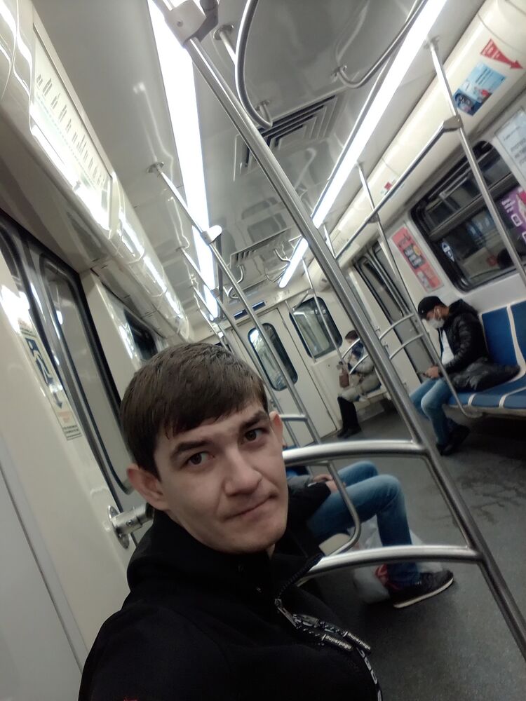  27274448  Ruslan, 29 ,    