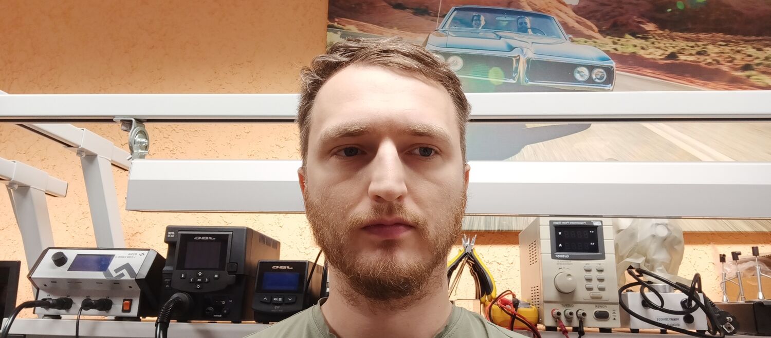  49130278  , 33 ,    