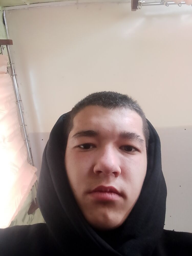  48518008  , 19 ,    