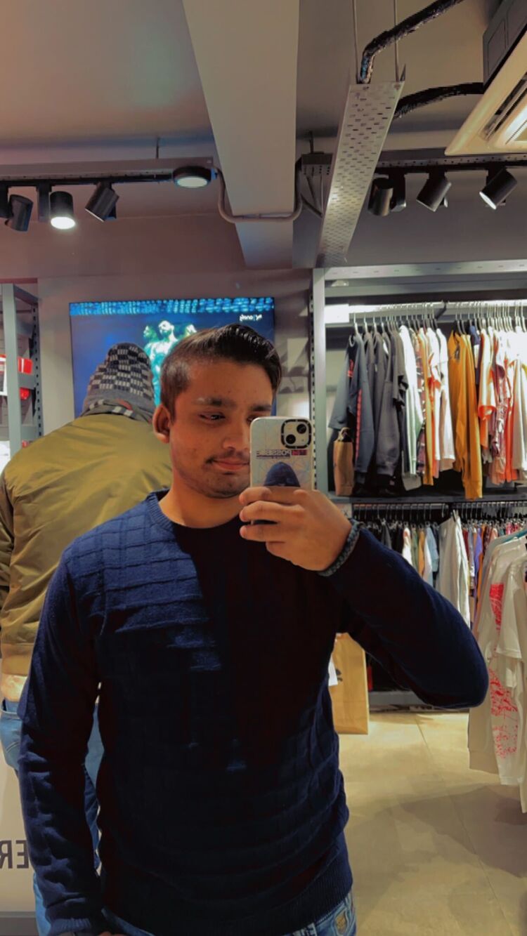  41640038  Prakhar, 22 ,    Madras