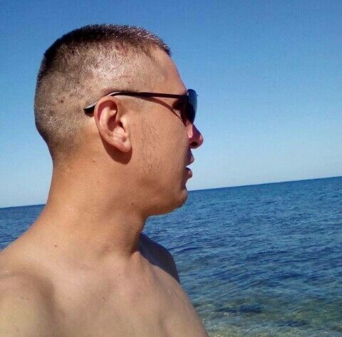  ,   Fanil, 42 ,   ,   , c 
