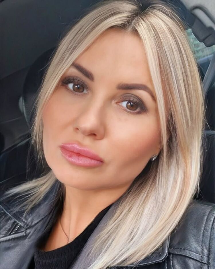  52605458  , 32 ,    -