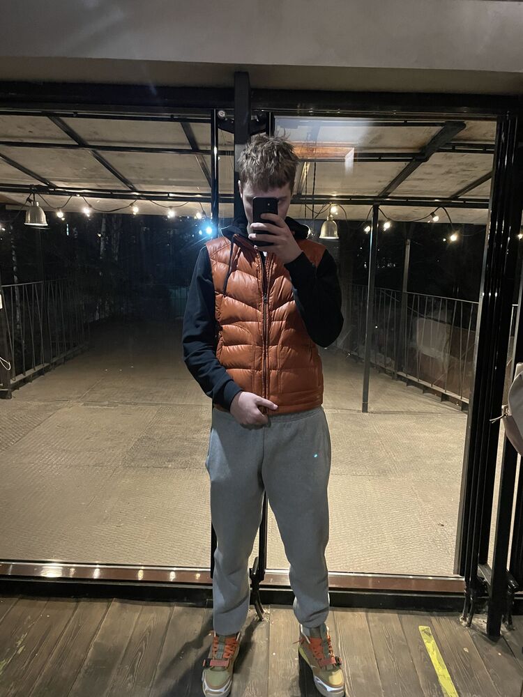  35609938  , 21 ,    