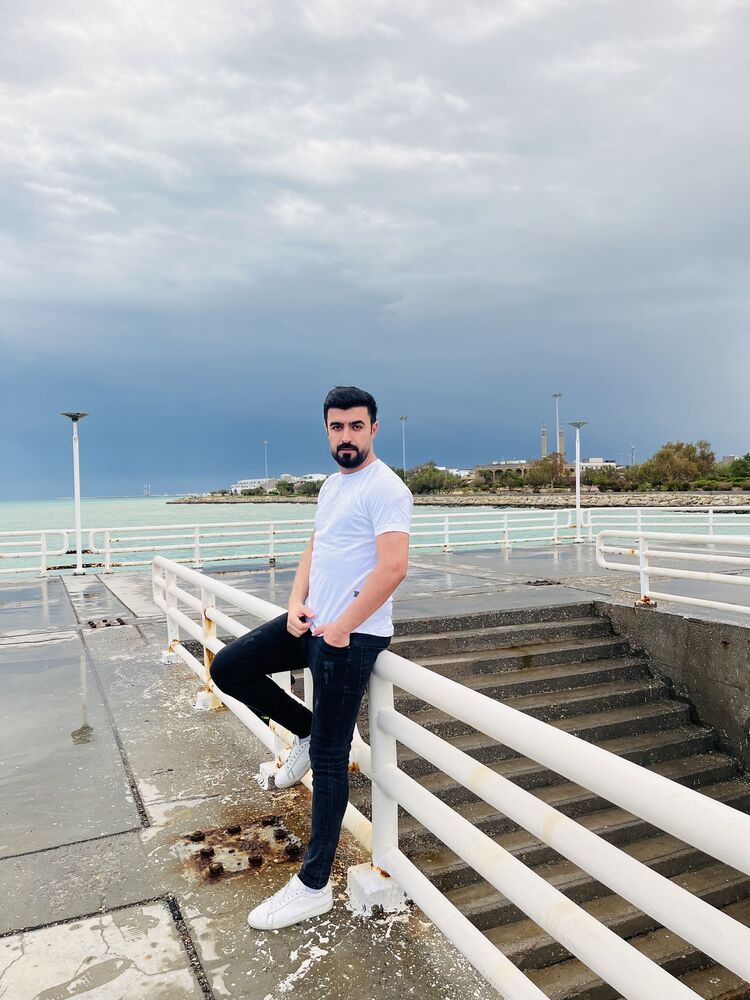  42798548  Hakan, 33 ,    Kumasi