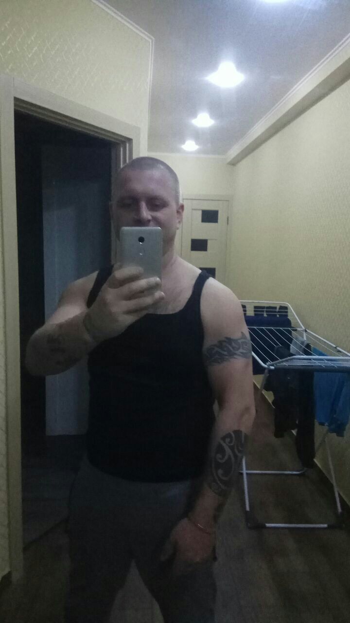  37018578  Dima, 38 ,    