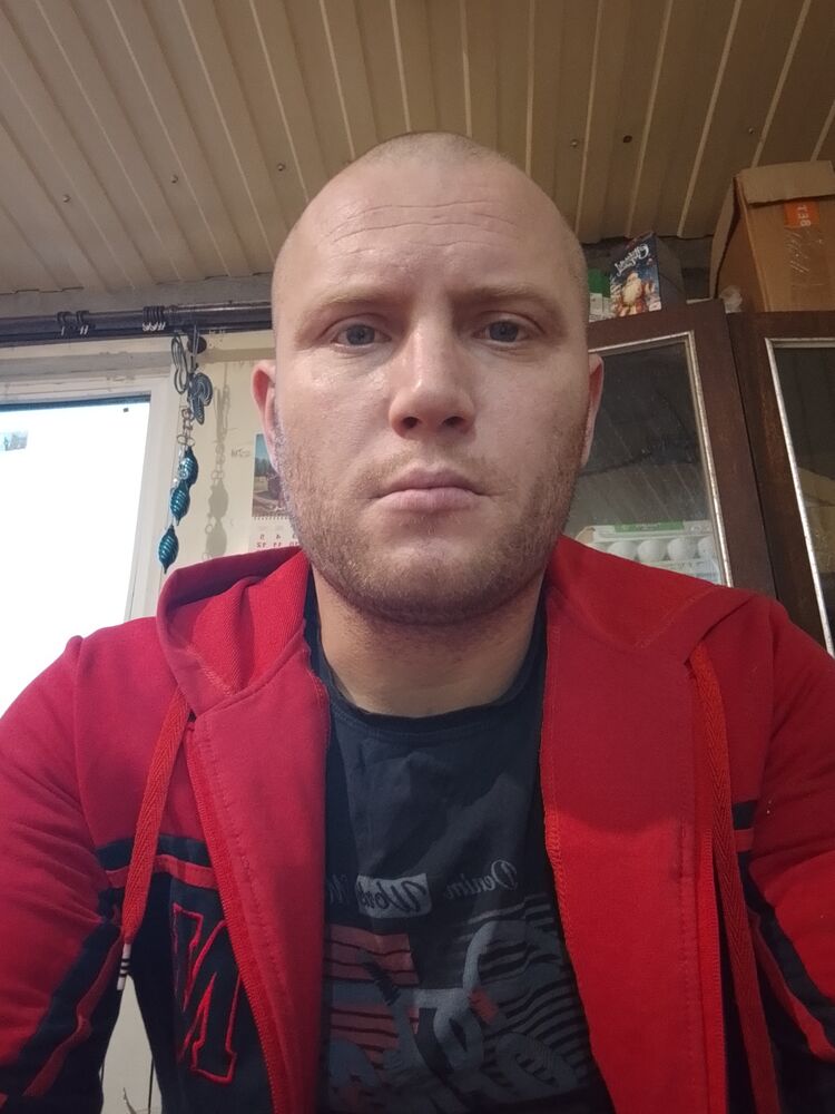  51281408  Andrey, 35 ,     