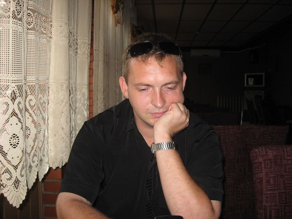  ,   Vic, 45 ,   