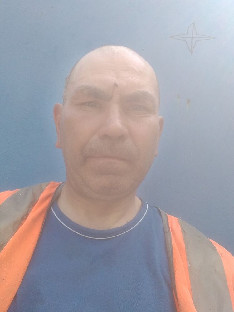  43957978  , 51 ,    -
