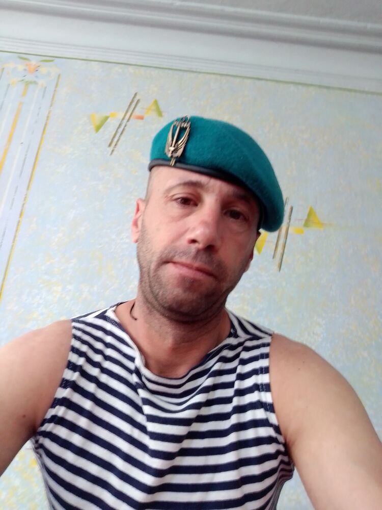  22897458  , 44 ,    