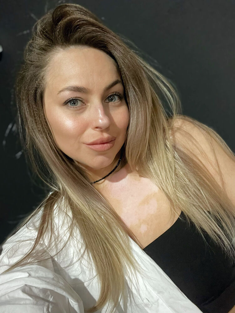  ,   , 33 ,   c 