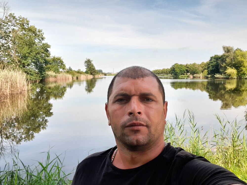  Alba Iulia,   Saimon, 37 ,   ,   