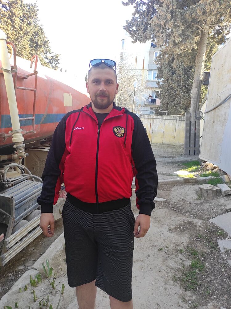  26087378  Oleg, 33 ,    