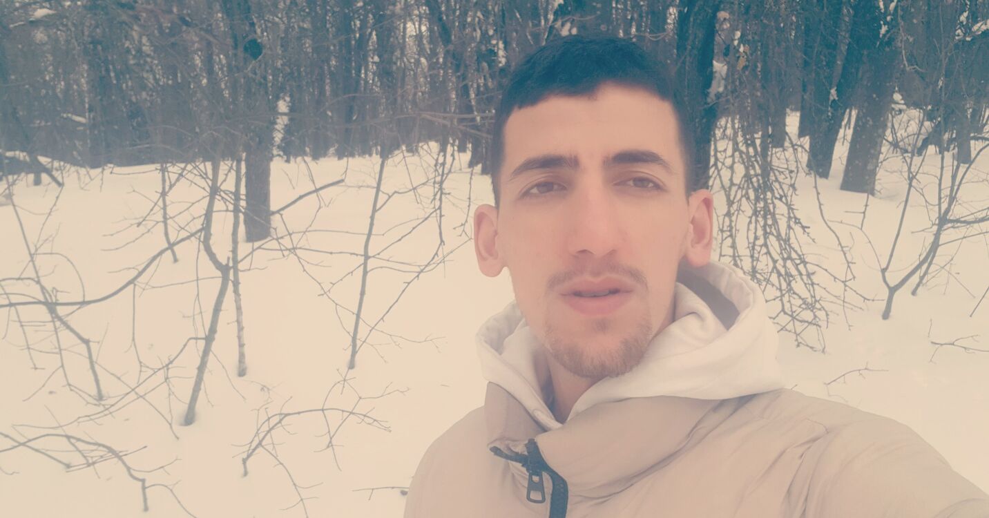  41367128  Kacem, 24 ,    