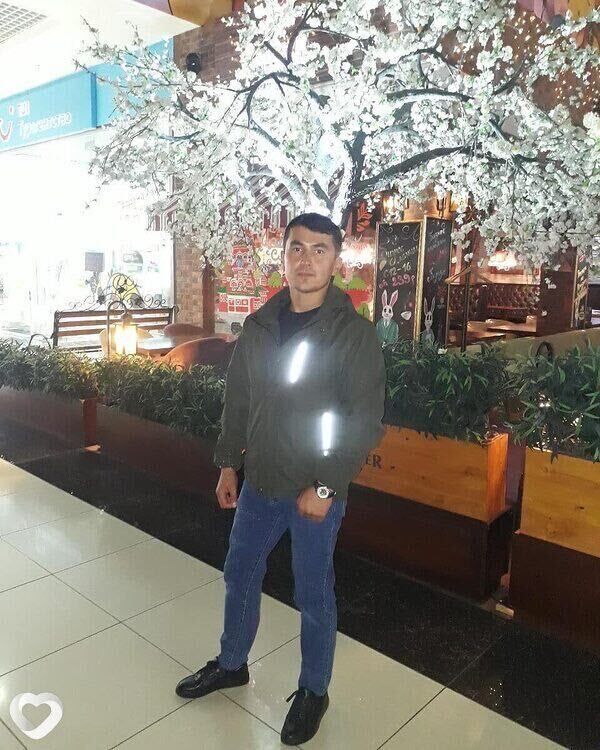  44067898  Avazbek, 28 ,    