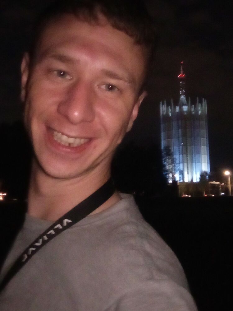  -,   Pavel, 35 ,   ,   