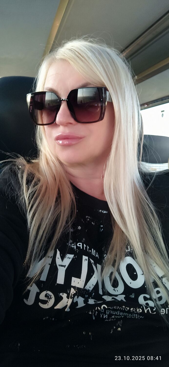  54141418  Alla, 58 ,    