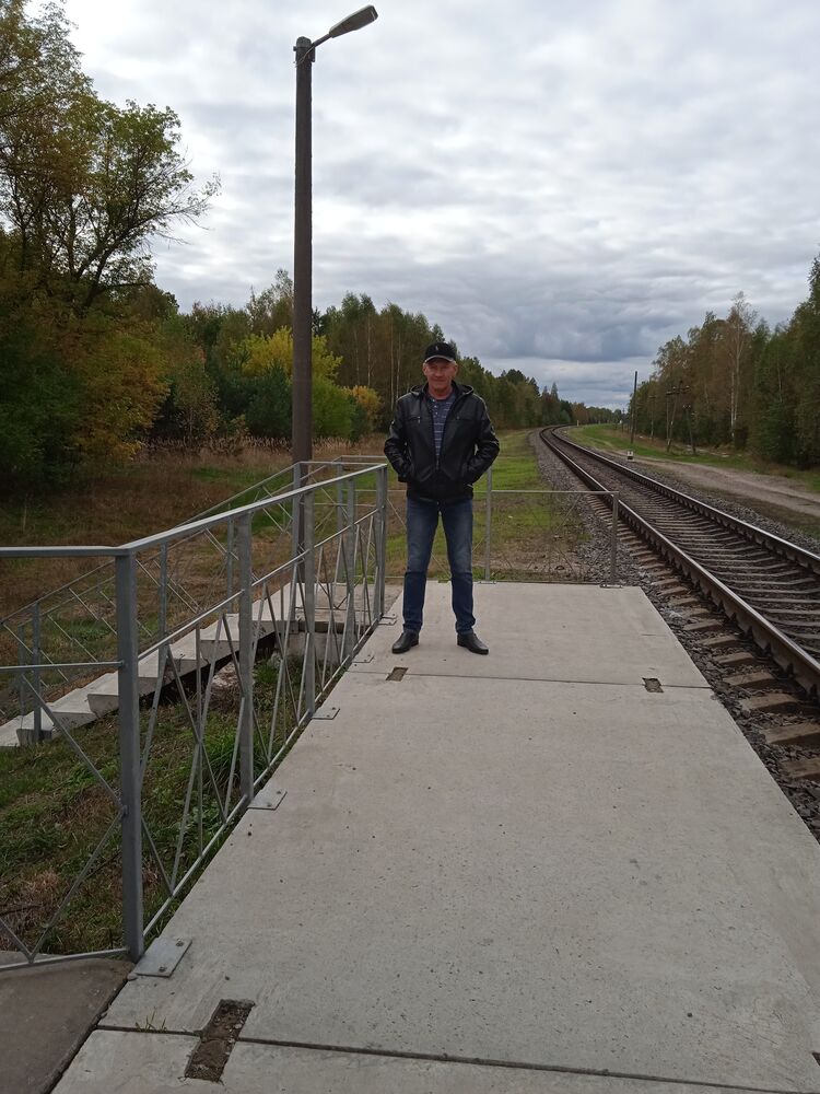  24057278  Aleksandr, 51 ,    