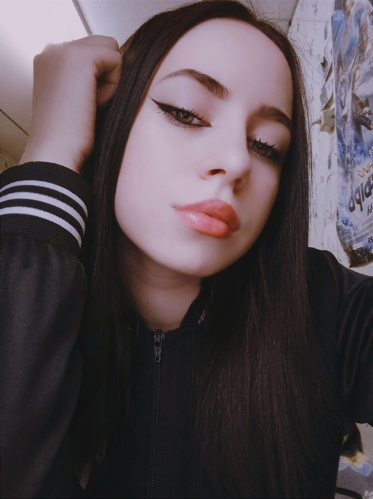  47945428  , 24 ,     