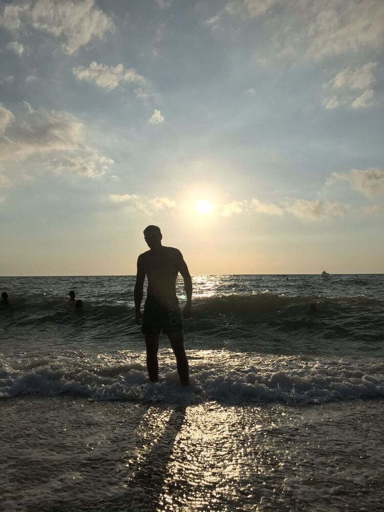 51277079  , 33 ,    