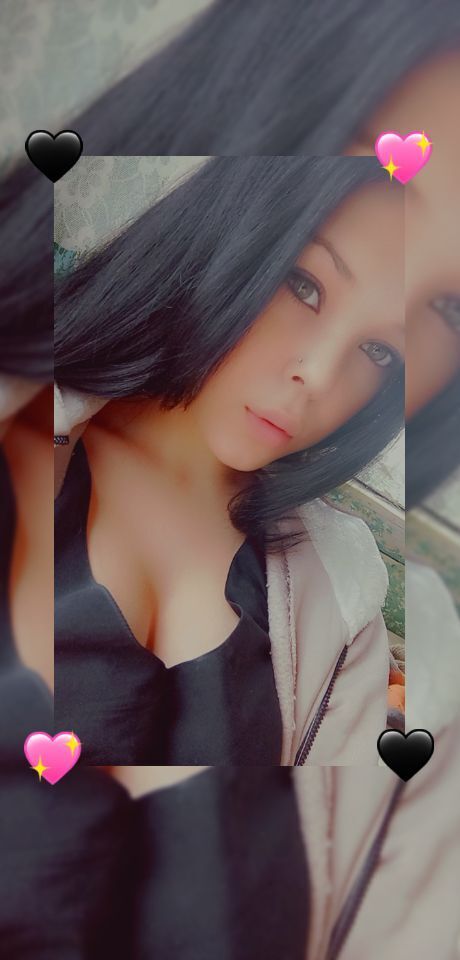  ,   Alina, 21 ,   