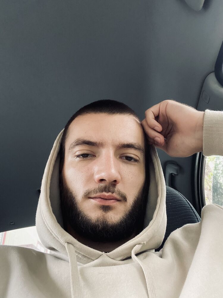  44513018  , 28 ,    